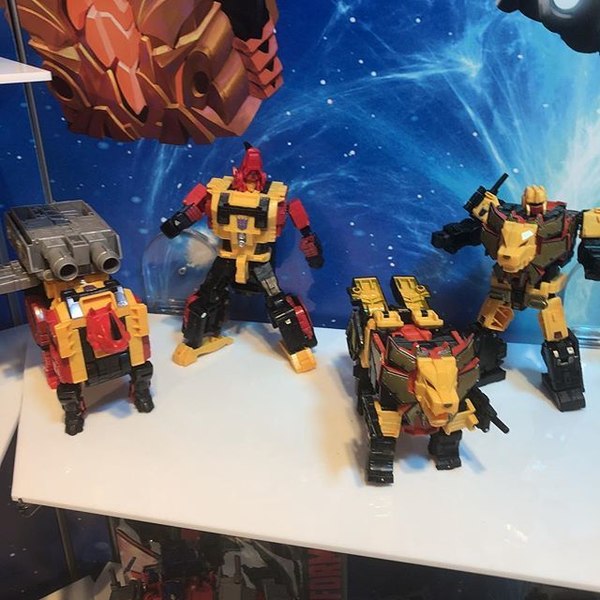 Toy Fair 2018   PREDAKING REVEALED   Generations Power Of The Primes Showroom Photos 03 (46 of 194)